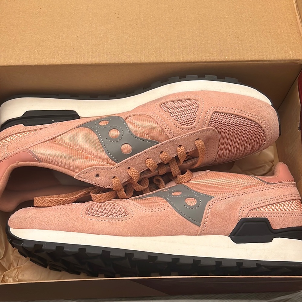 Saucony originals Pink/Grey